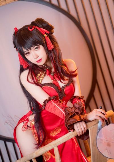厨房丝袜麻麻被进进出出_蓝光手机在线观看