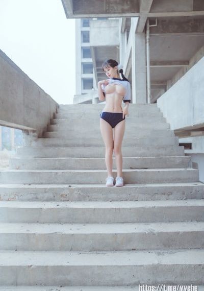 免费看男阳茎桶进女下摘花下载_普通话在线观看
