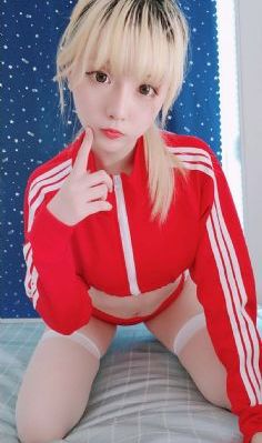 日本老师掀裙子打屁股网站_剧情片手机免费观看完整