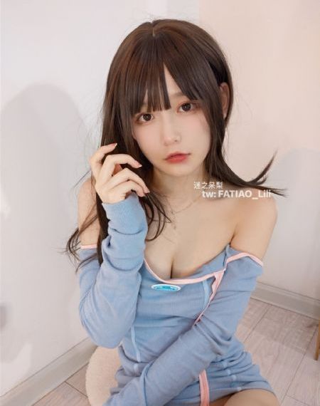 办公室高潮秘书疯狂呻吟视频_蓝光完整在线观看