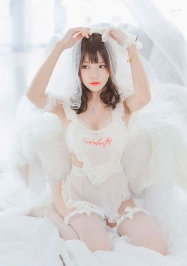 日韩美女吹潮图片_BD英语免费观看最新